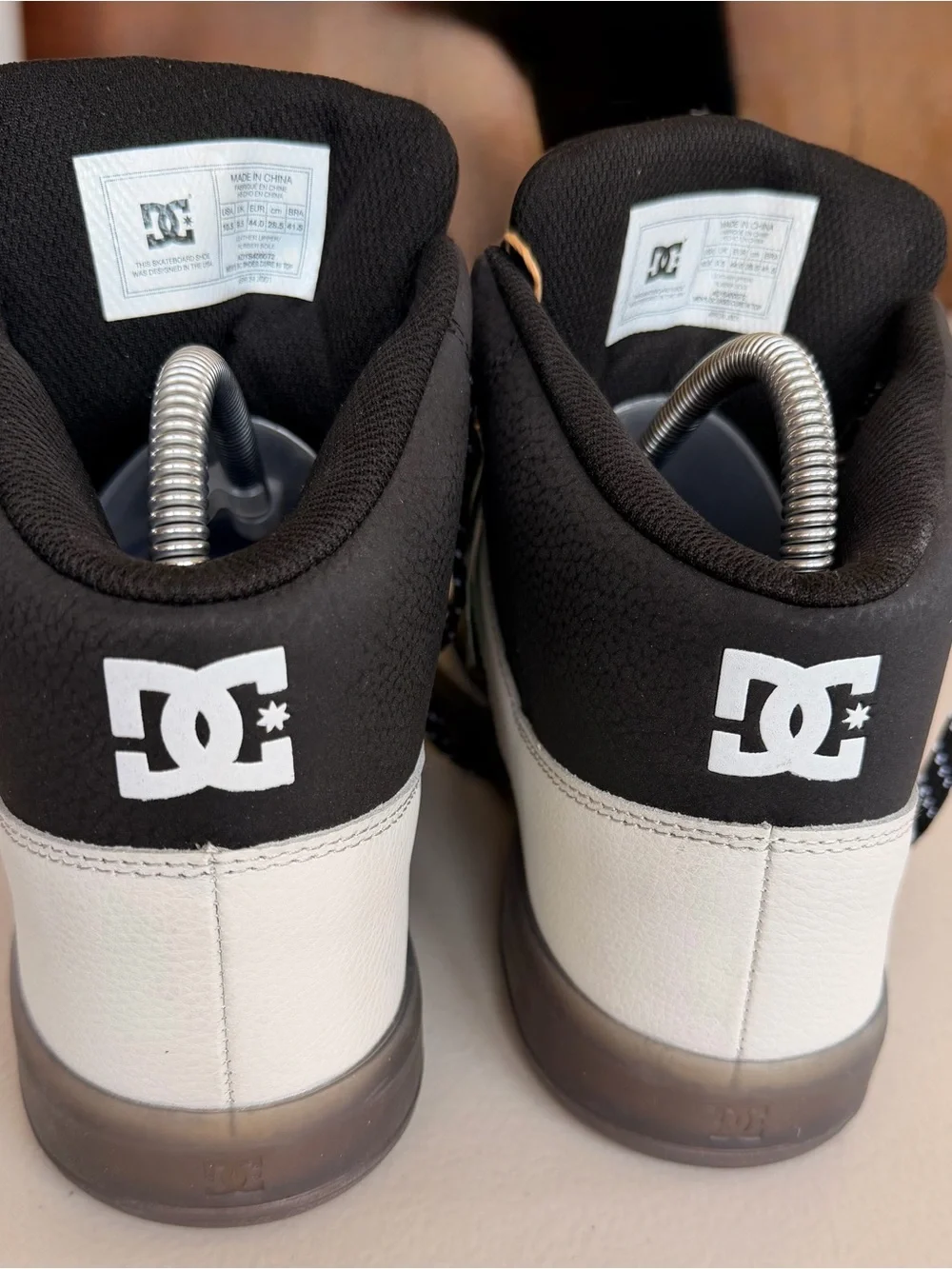 DC genuine shoes